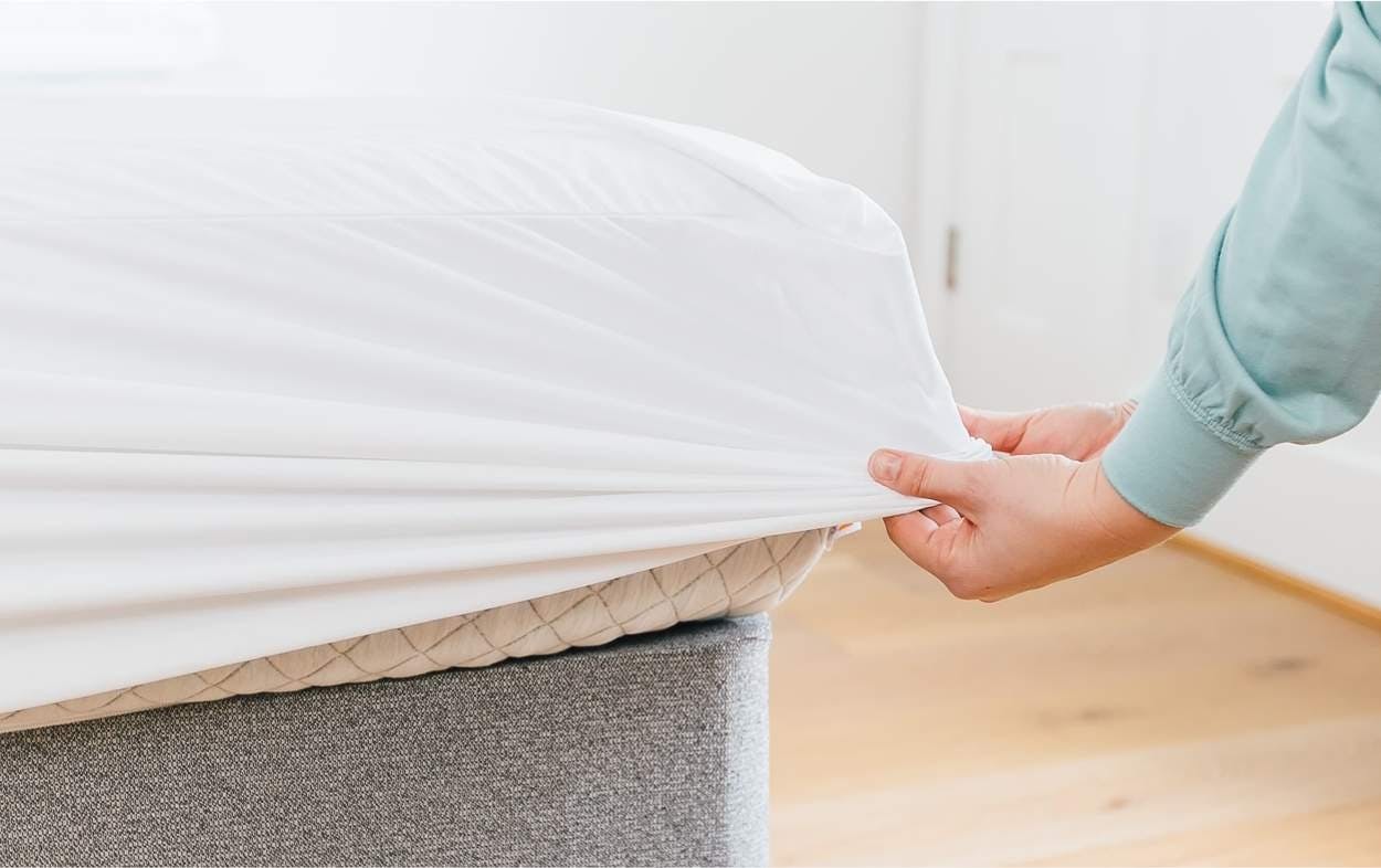 Twin Performance Stretch Fitted Mattress Pad - All In One