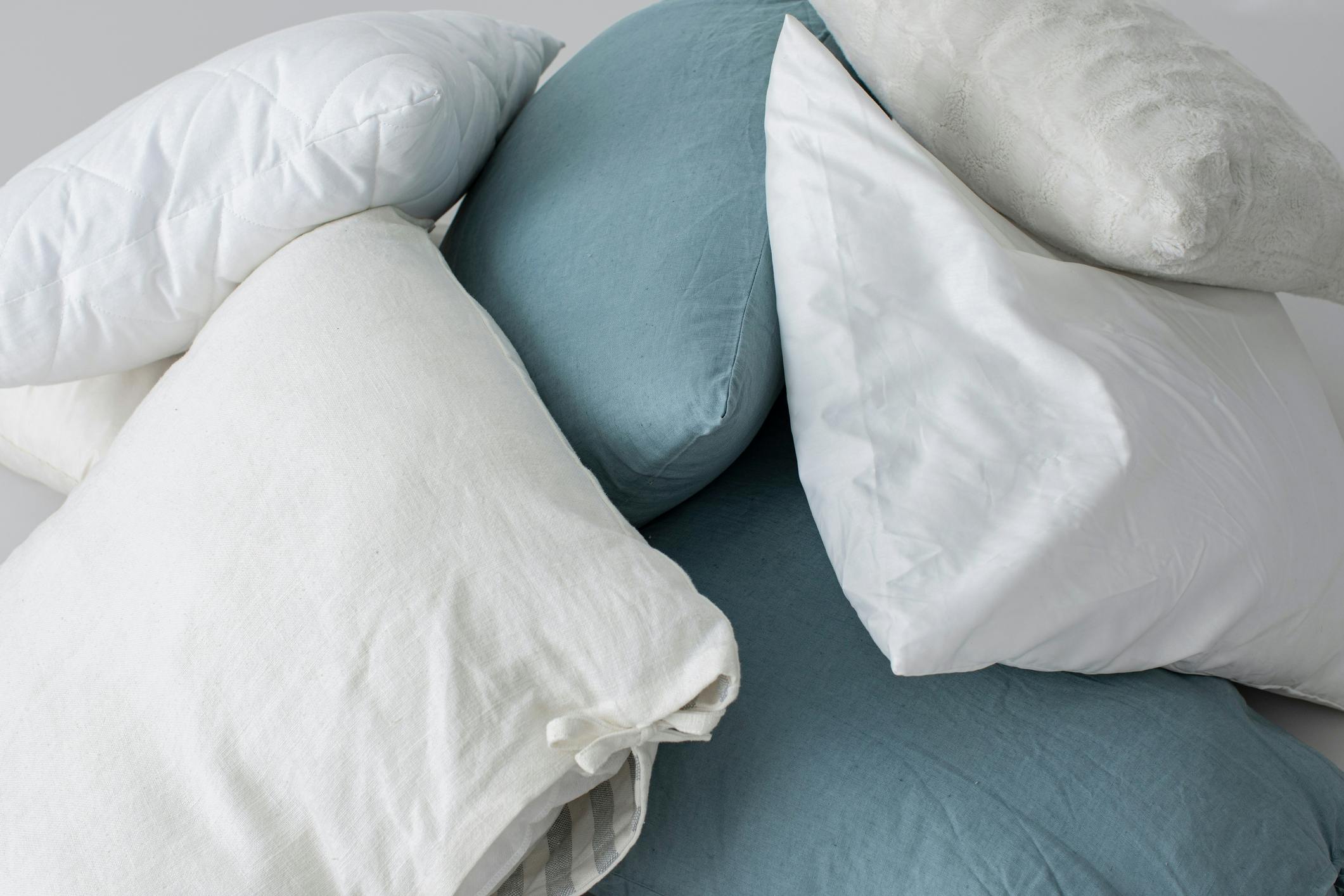 Pillows blue and white