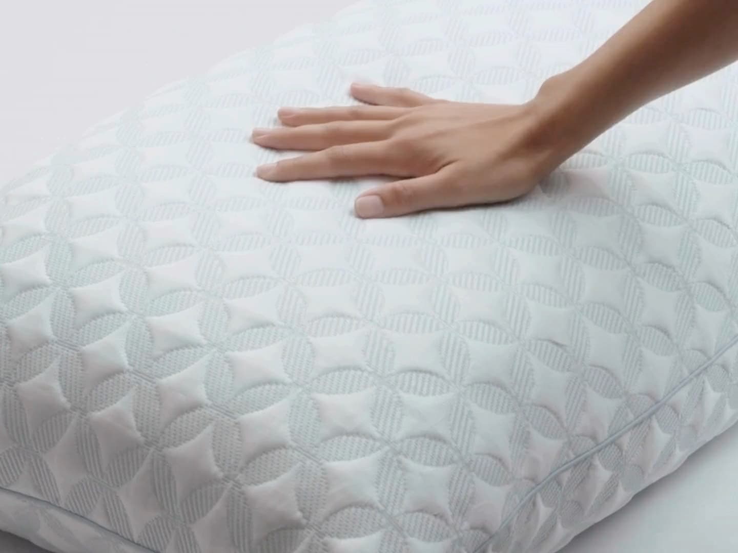 Leesa Adjustable Chill Pillow 2
