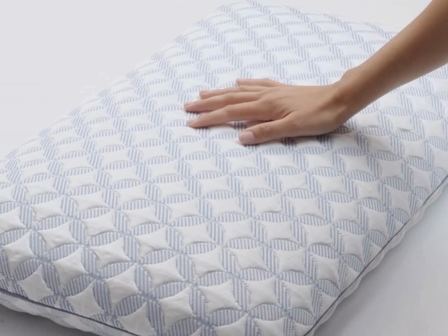 Leesa Ultra Cool Reversible Pillow 2
